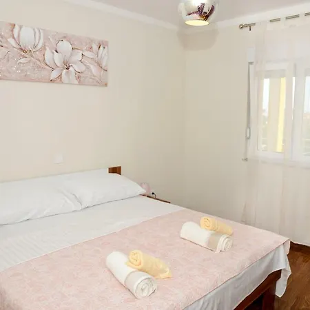 Katarina Apartment *