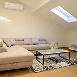 Katarina Apartment *